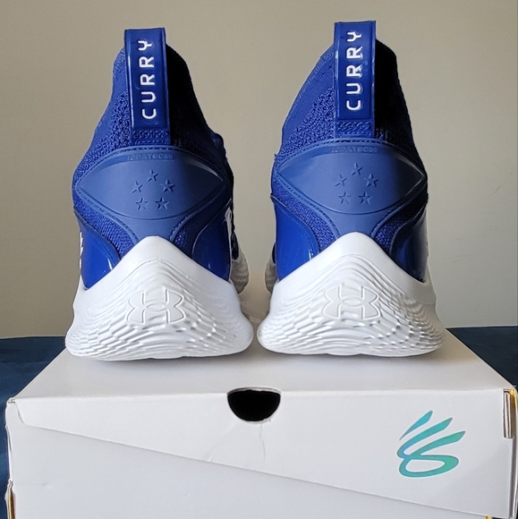 Curry 8 Team Blue - Picture 7 of 9